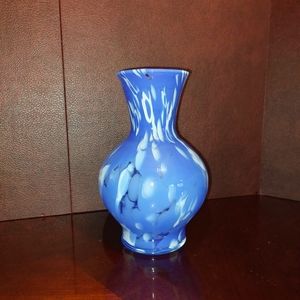 Vintage Art Glass Ice White And Blue Optic Spattered Vase